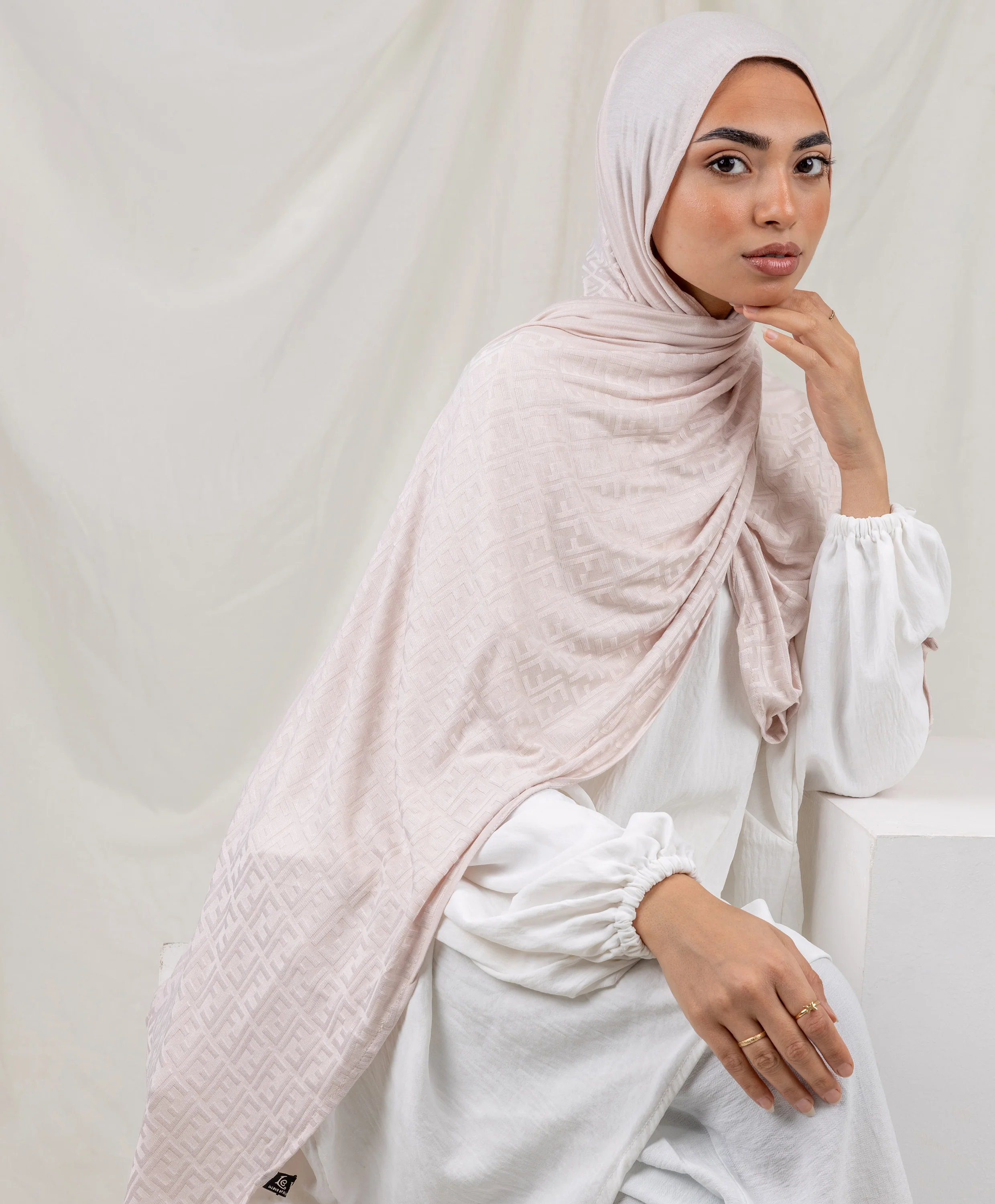 Plain F Lycra Scarf - Image 7