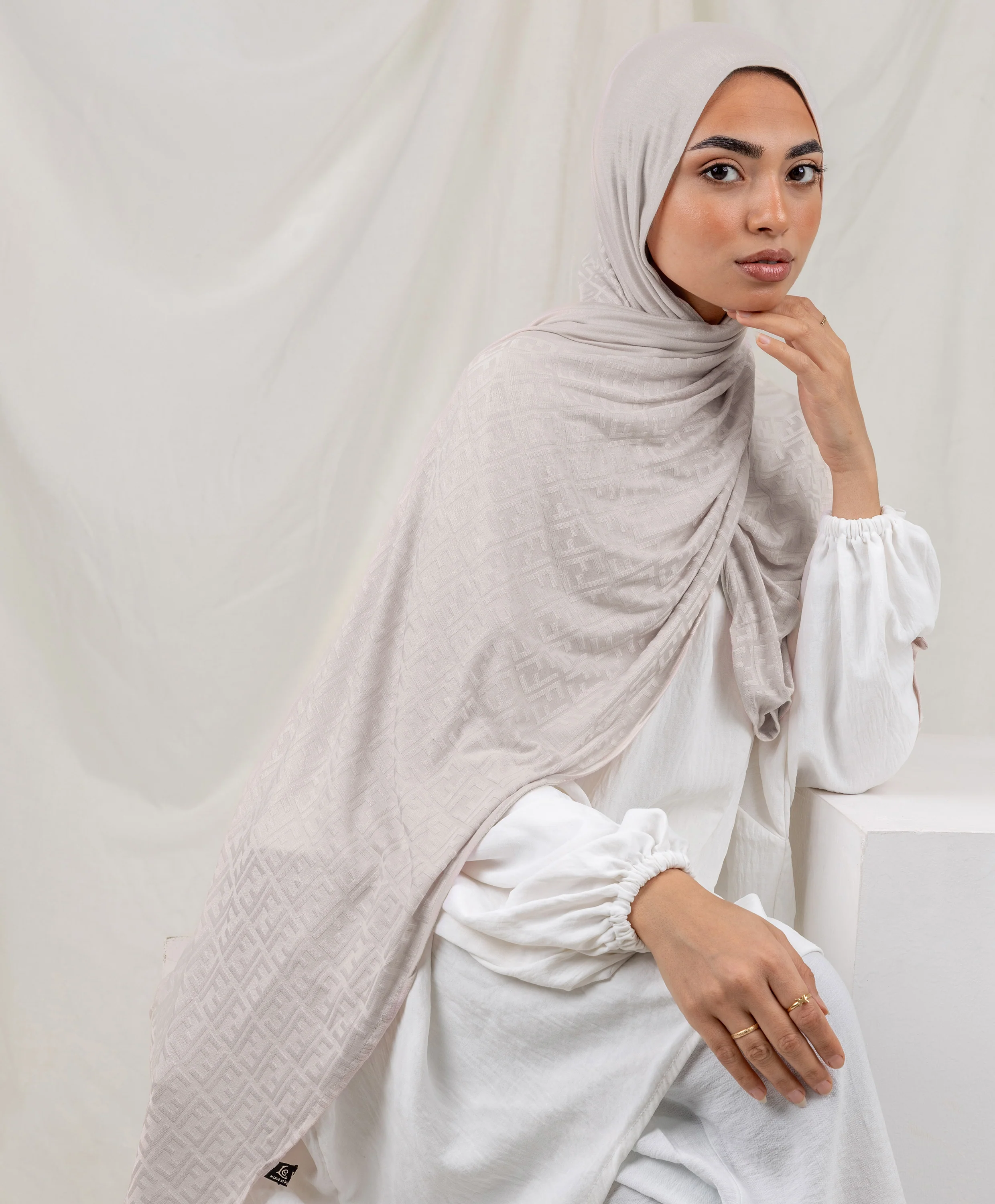 Plain F Lycra Scarf - Image 8