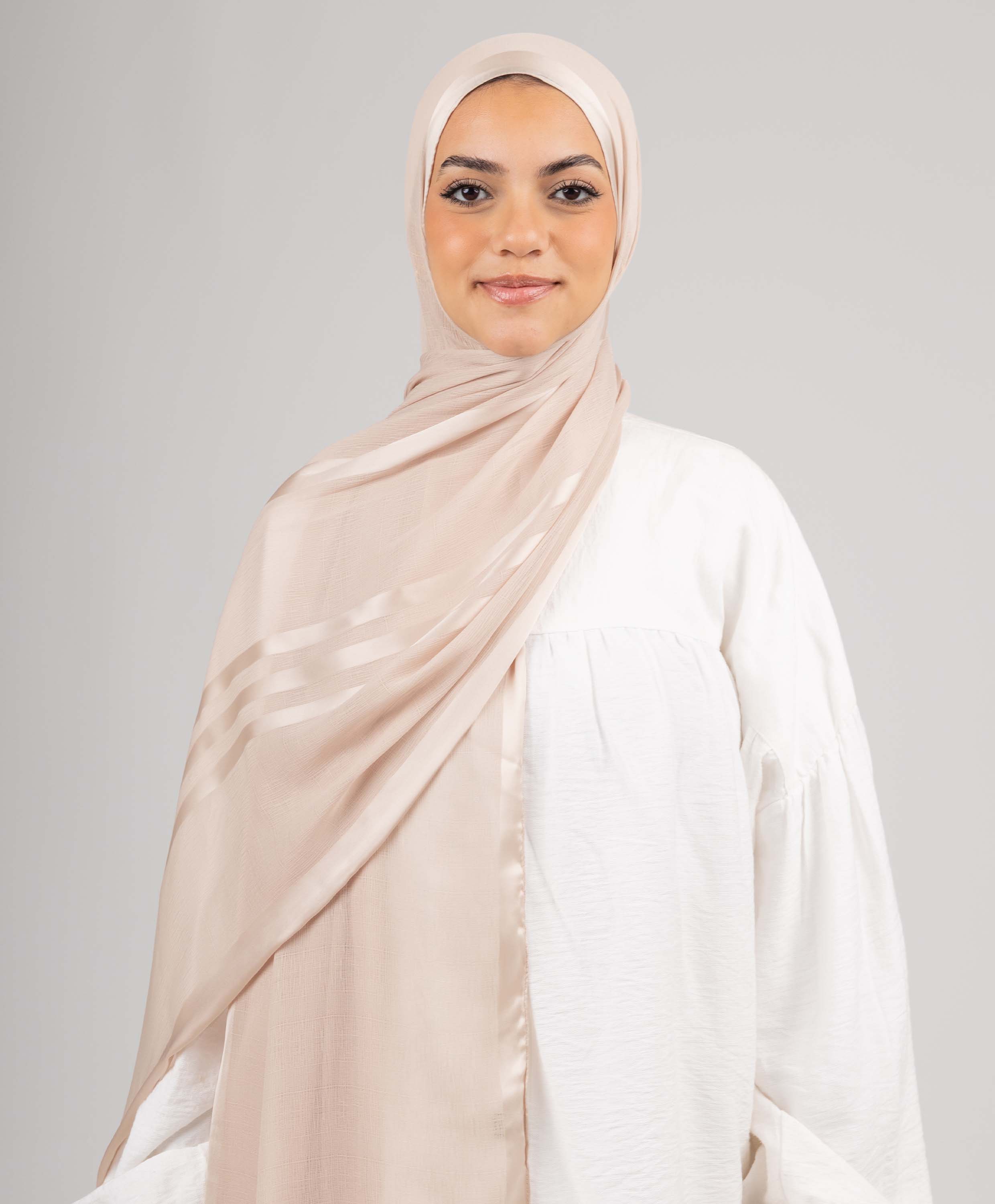 Glowy Crinkle Satin Scarf - Image 12