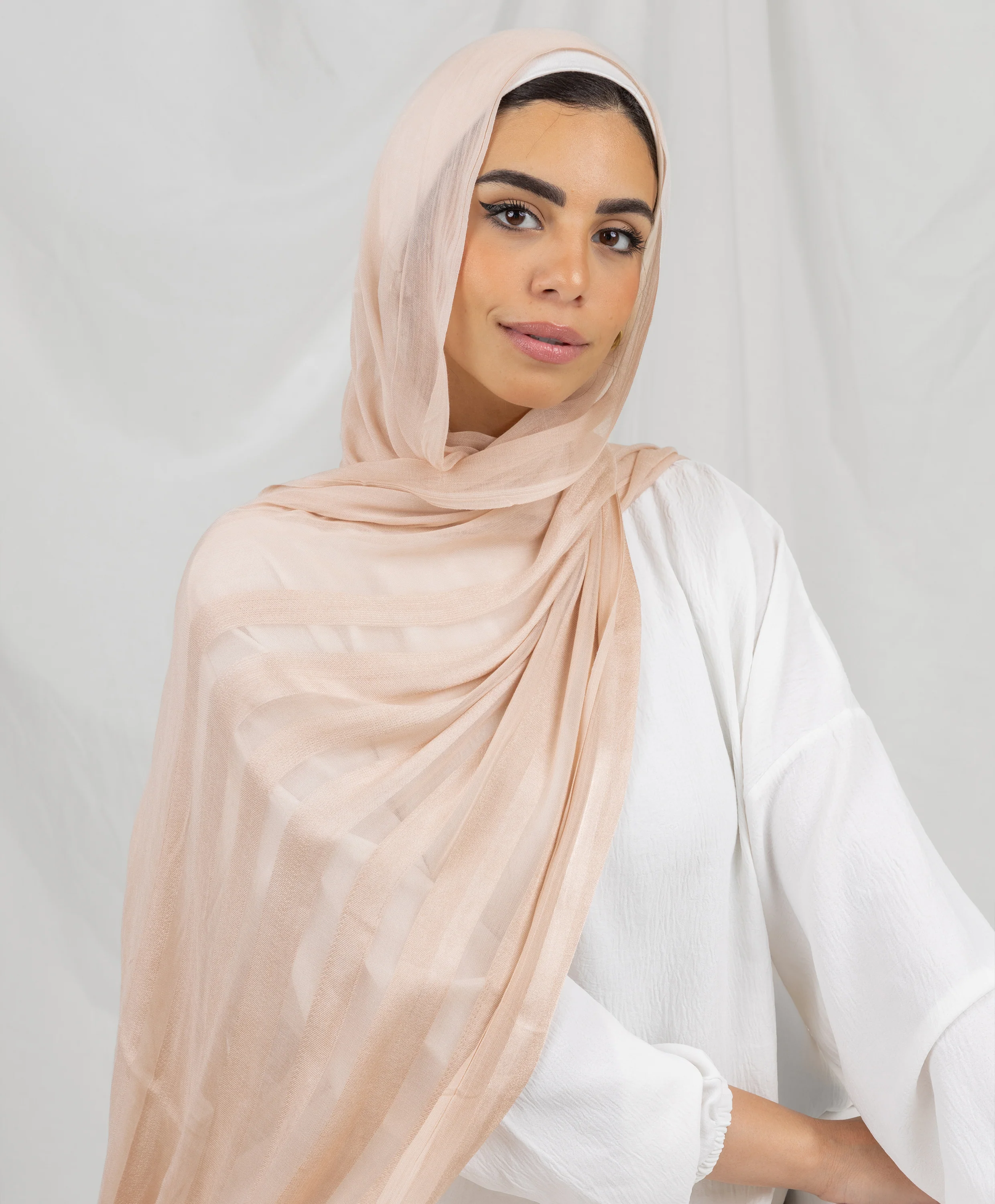 Opulent Linen Scarf - Image 7